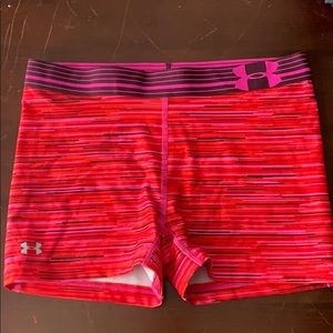 Under armour shorts size medium